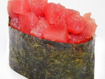 Гункан Маки Тунец